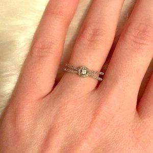 Diamond 10k white gold promise ring